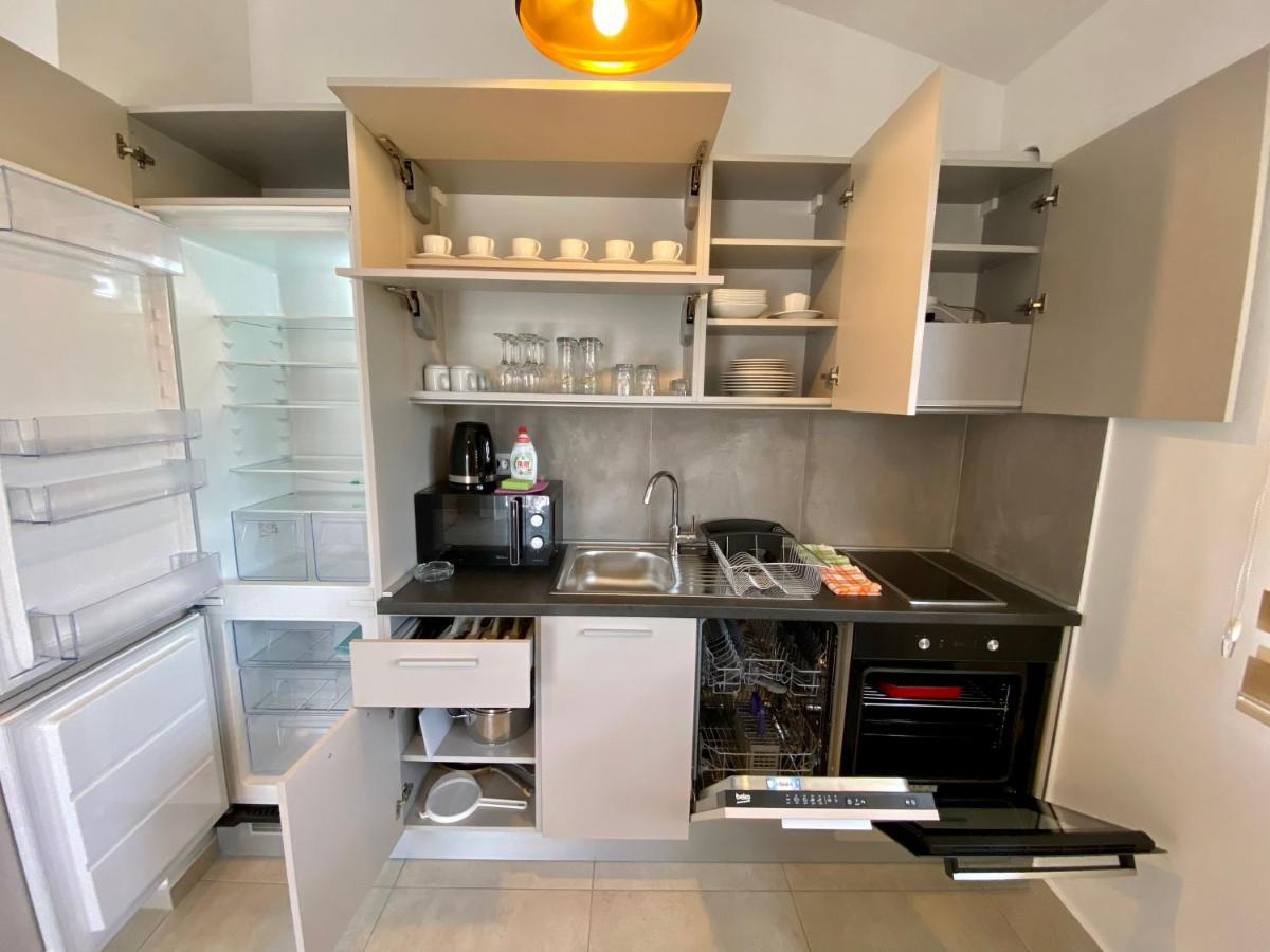 Villa Dolphin Apartments Petrovac Extérieur photo