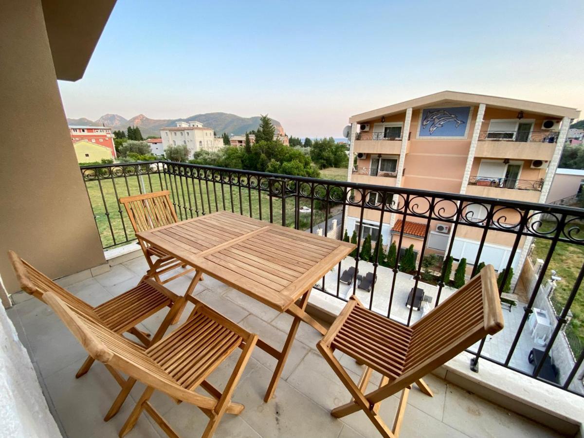 Villa Dolphin Apartments Petrovac Extérieur photo