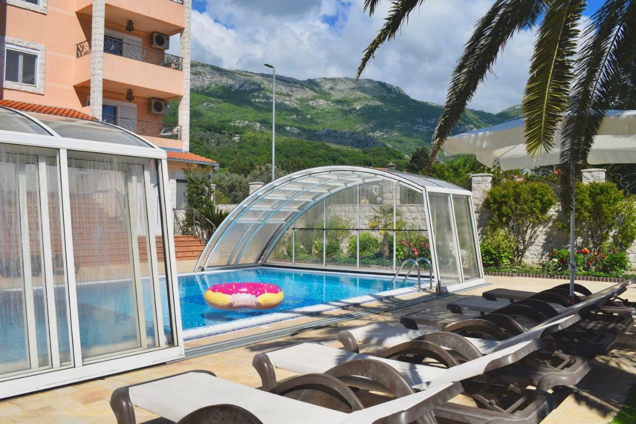 Villa Dolphin Apartments Petrovac Extérieur photo